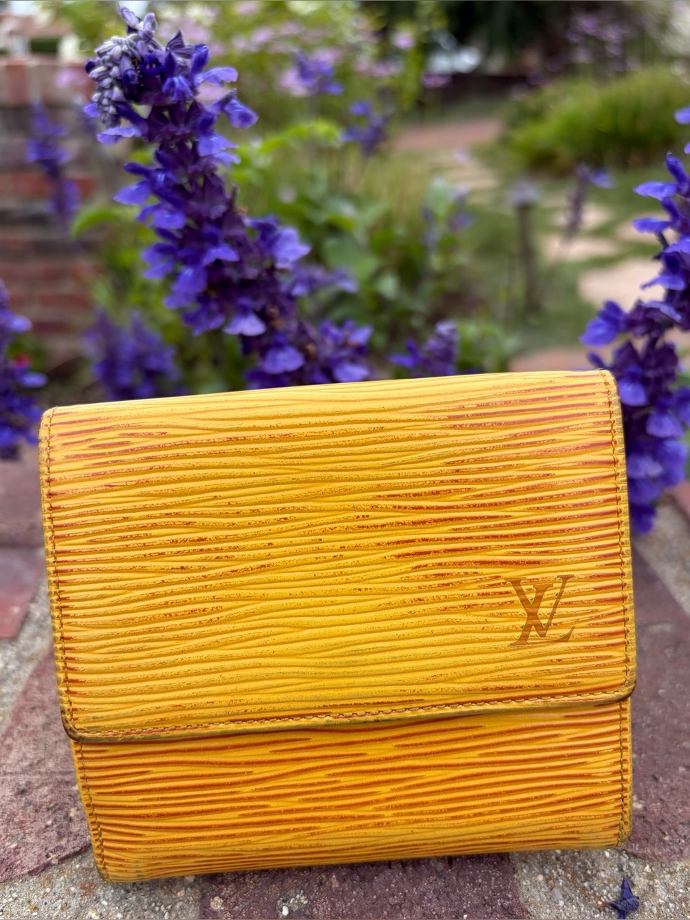 Louis Vuitton Epi Leather Double Sided Wallet Authentic 1994 DateCode France